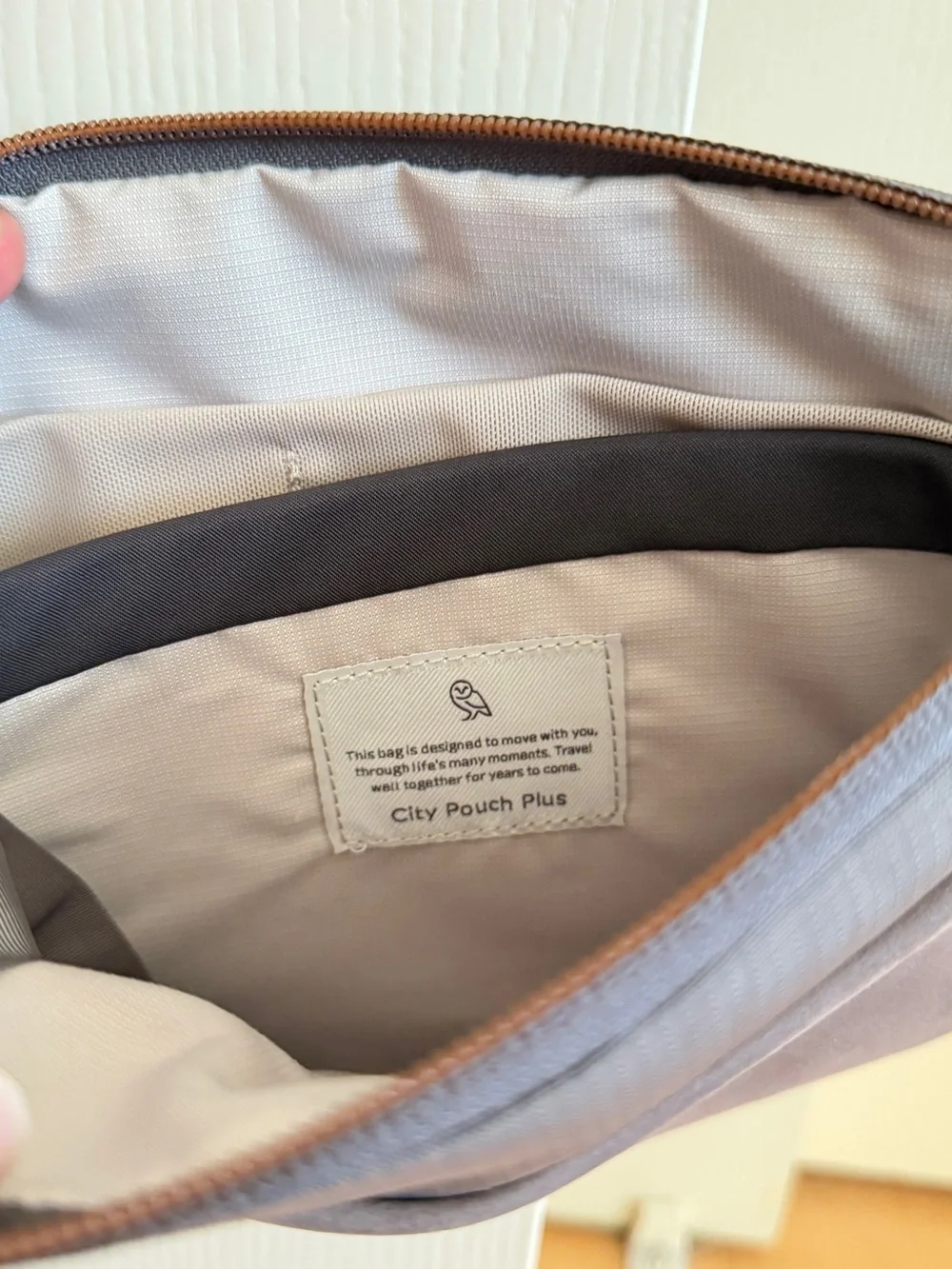 Bellroy City Pouch Plus (Premium Edition) | Recycled Ripstop | Storm Gray - Picture 4 of 6